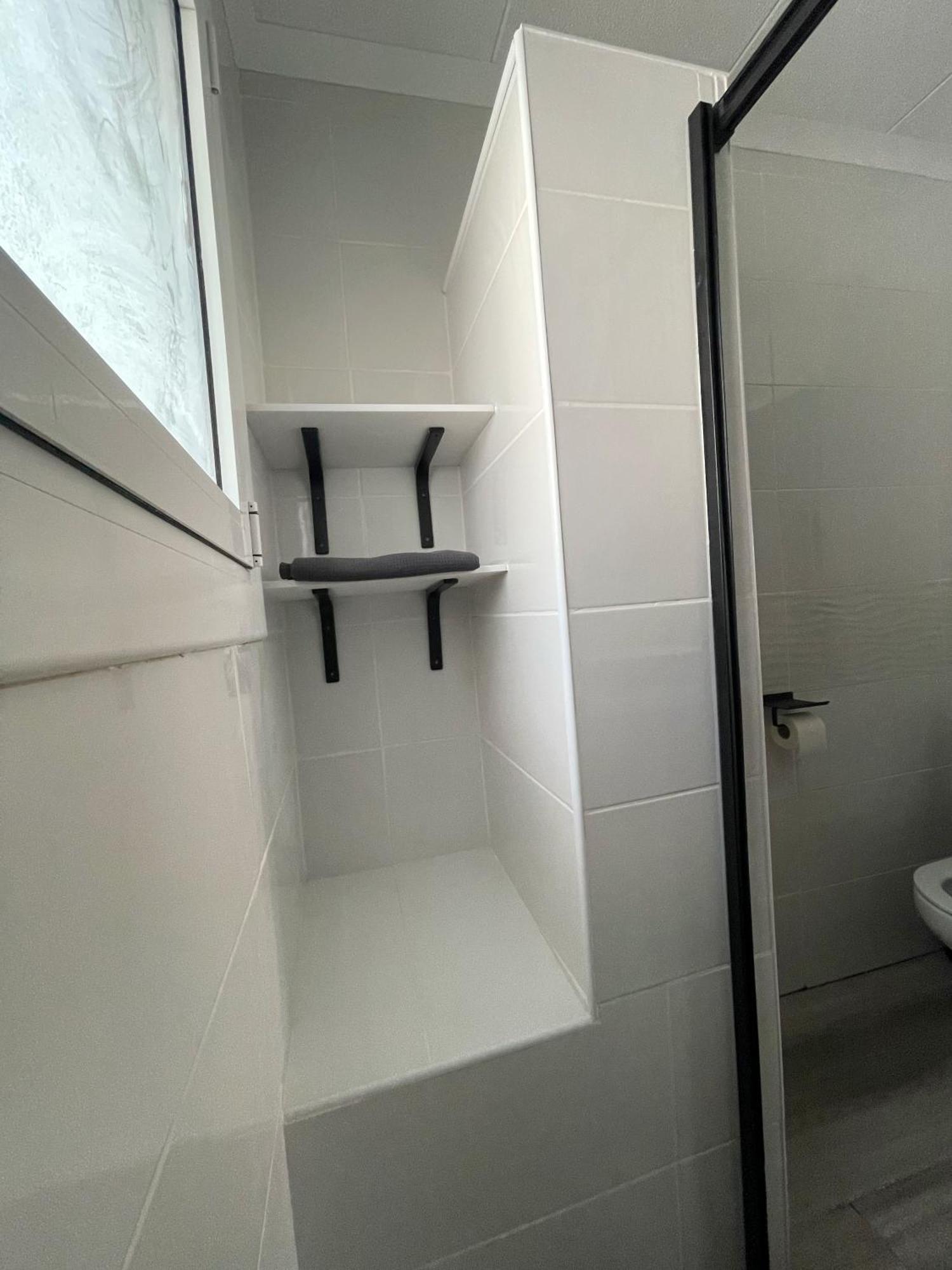 Charmante Villa Avec Piscine Dans Les Canaux Empuriabrava Dış mekan fotoğraf